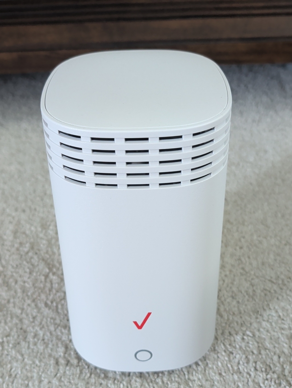 Verizon White Wireless Access Point Router - Compact Home Wi‑Fi